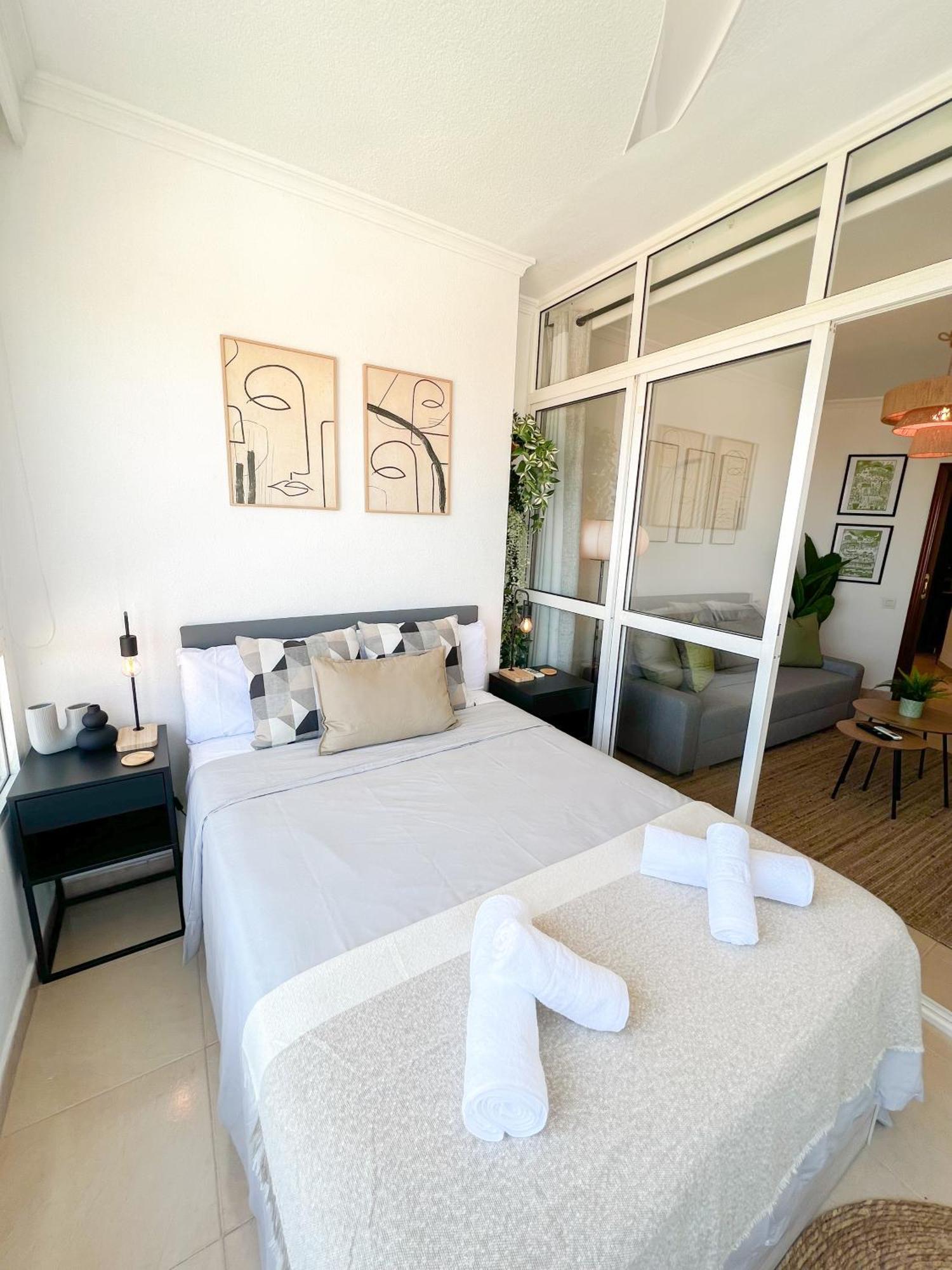 Appartement Cozy Flat With Sea Views La Torre à Torremolinos Extérieur photo