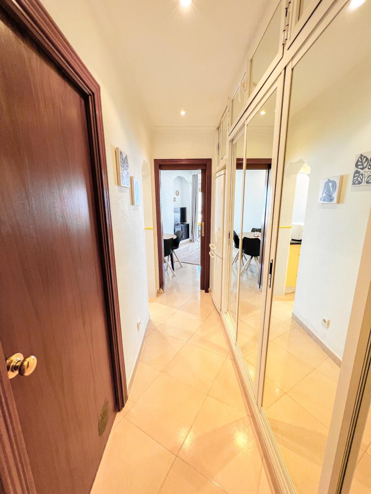 Appartement Cozy Flat With Sea Views La Torre à Torremolinos Extérieur photo