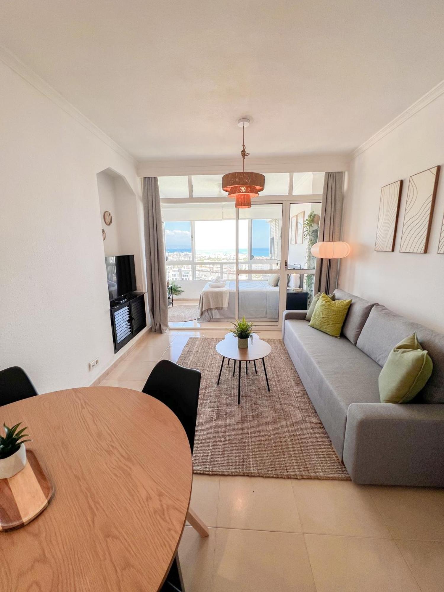 Appartement Cozy Flat With Sea Views La Torre à Torremolinos Extérieur photo
